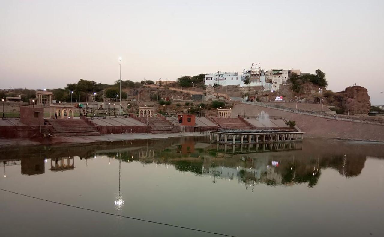 Lakeside Inn Ratanada Jodhpur  Ngoại thất bức ảnh