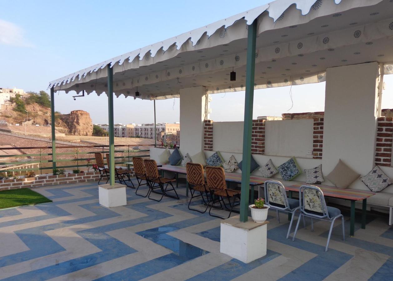Lakeside Inn Ratanada Jodhpur  Ngoại thất bức ảnh
