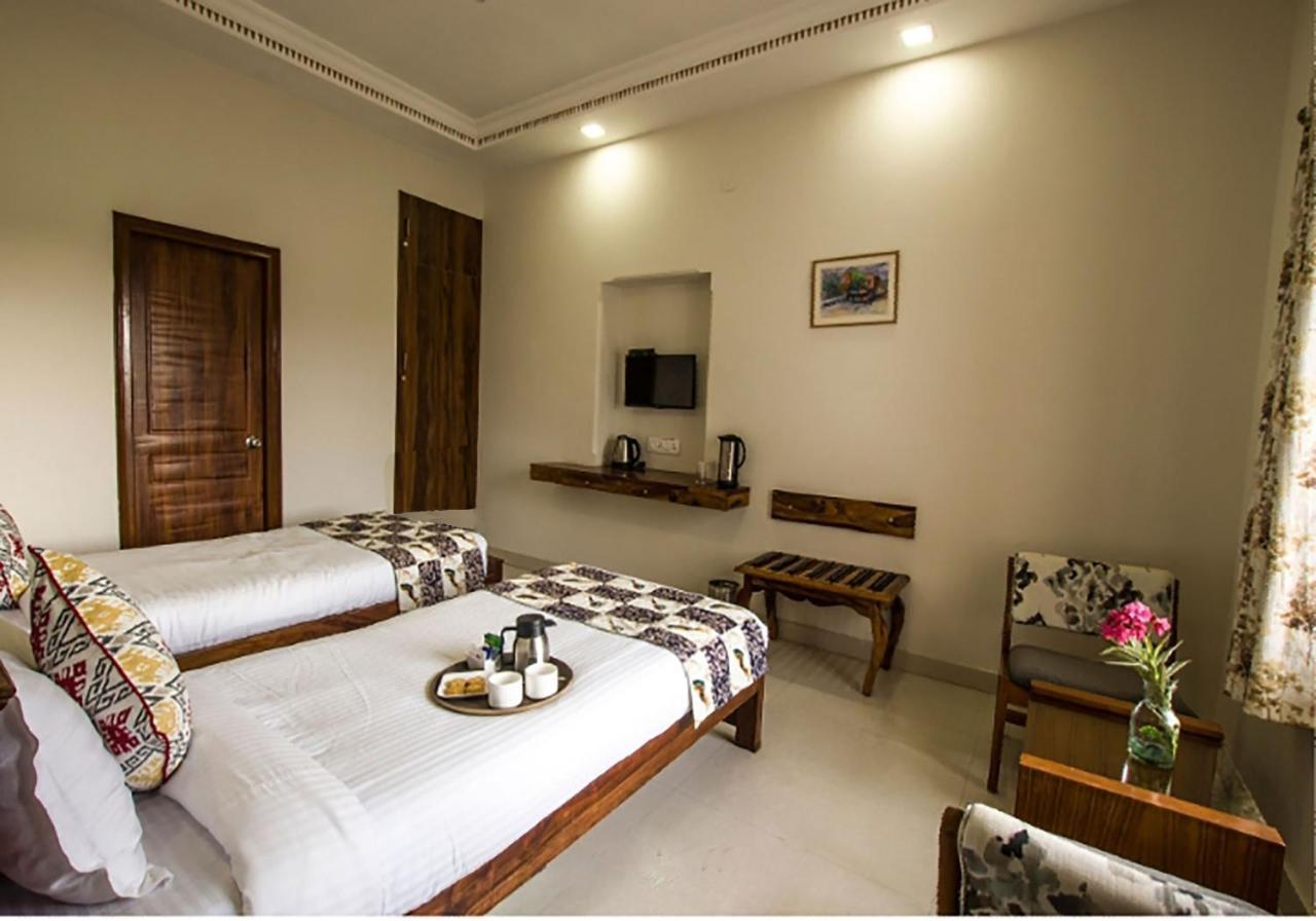Lakeside Inn Ratanada Jodhpur  Ngoại thất bức ảnh