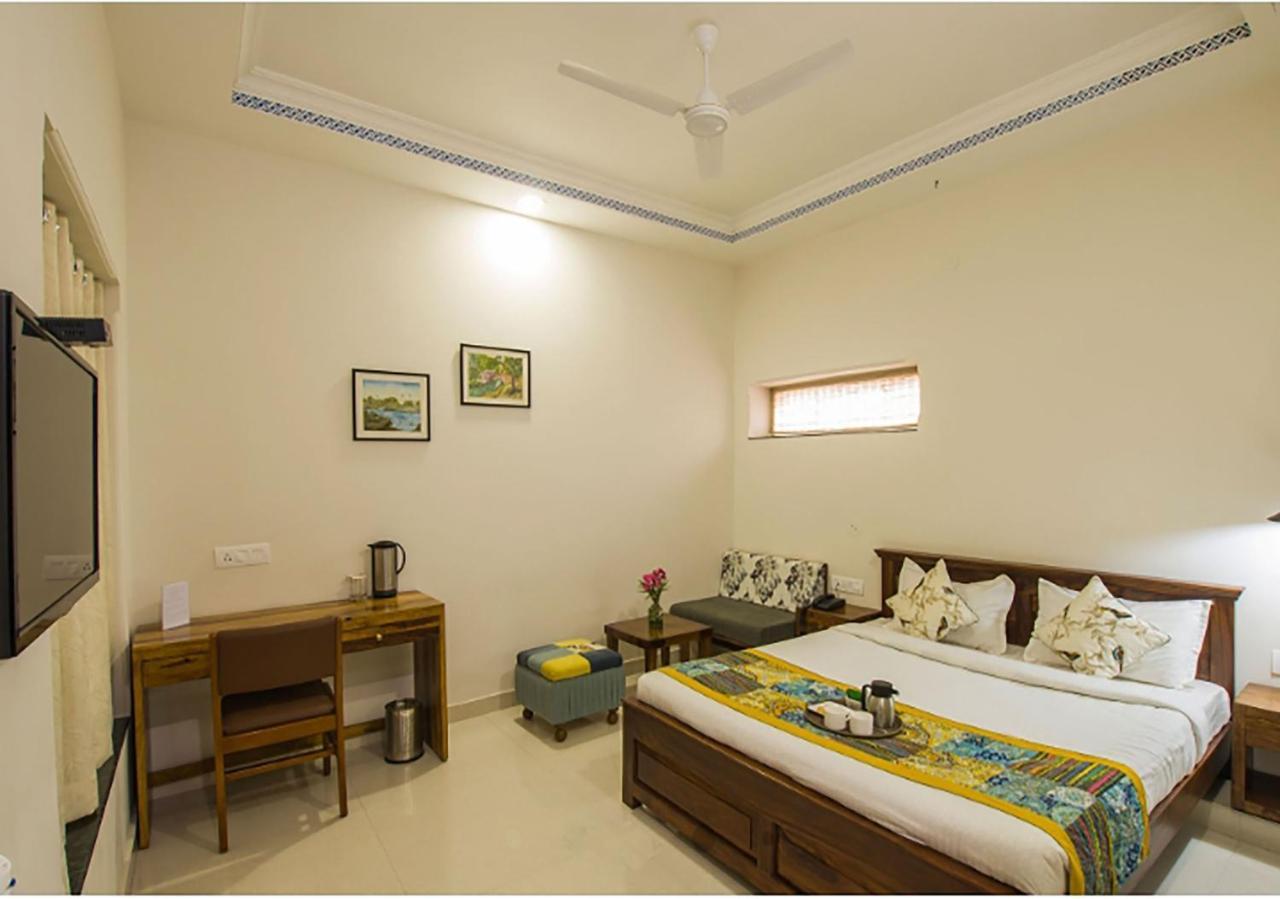 Lakeside Inn Ratanada Jodhpur  Ngoại thất bức ảnh