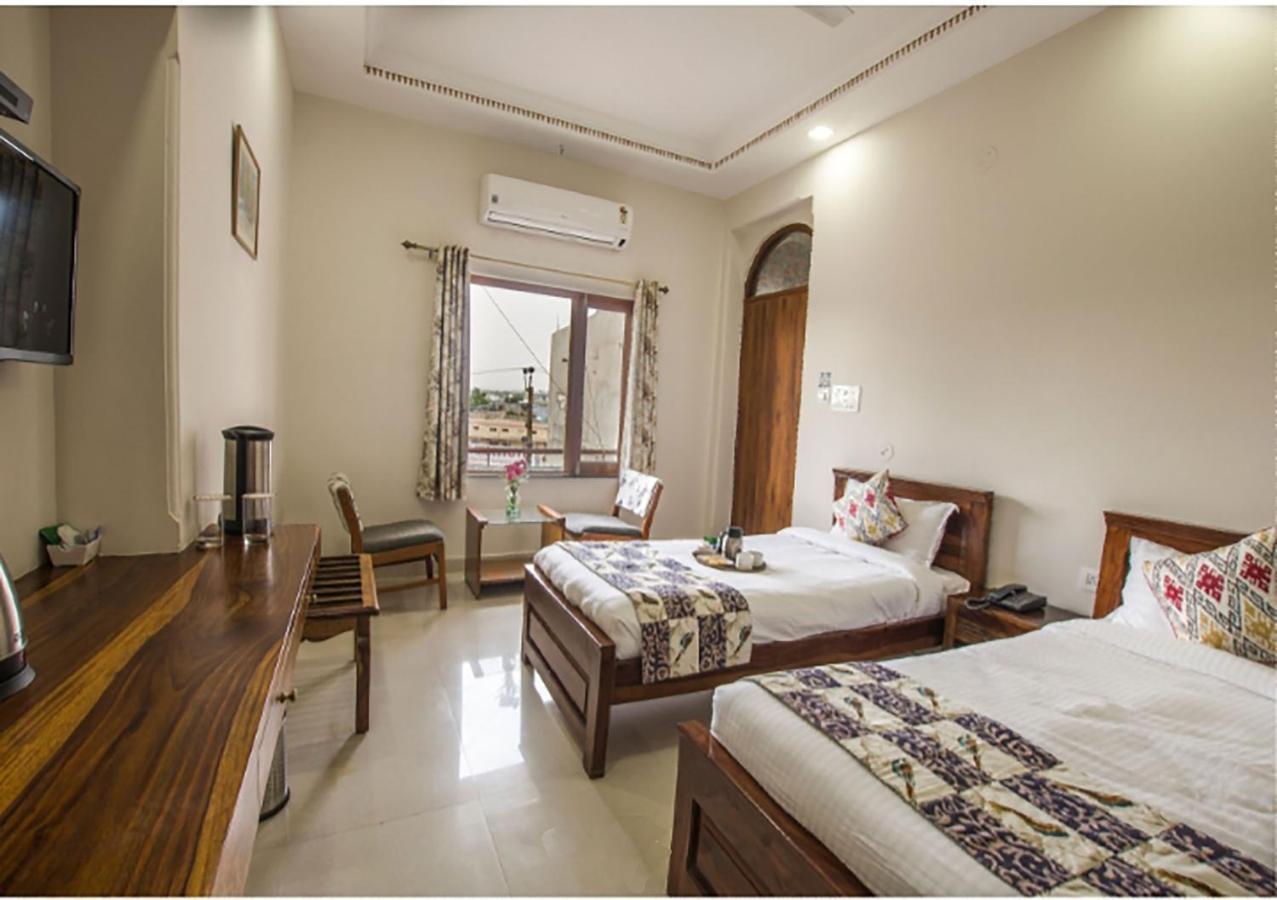 Lakeside Inn Ratanada Jodhpur  Ngoại thất bức ảnh