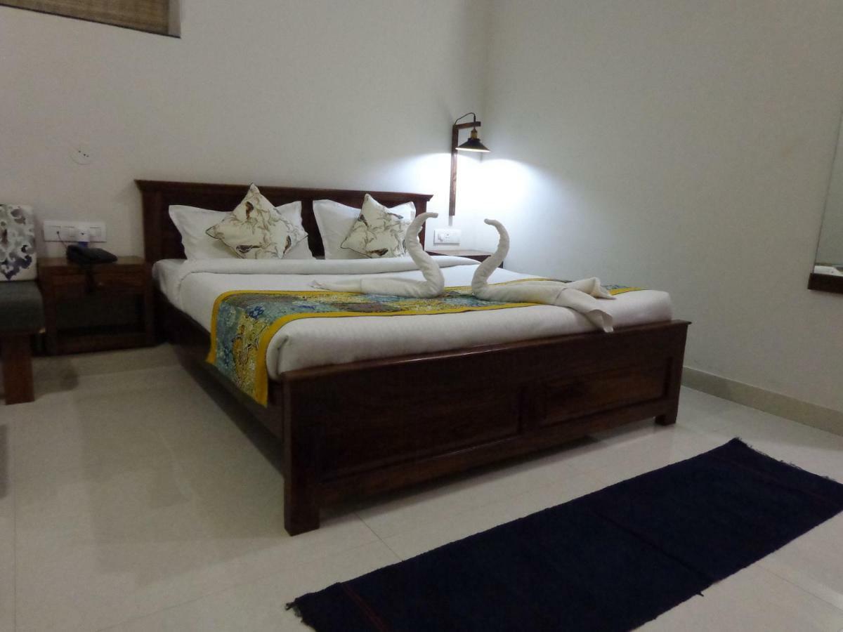 Lakeside Inn Ratanada Jodhpur  Ngoại thất bức ảnh